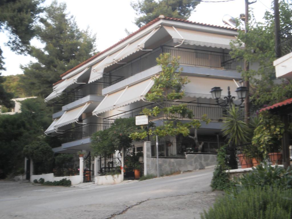 Zavrakli Apartment อาเกีย ปาราสเควิ ภายนอก รูปภาพ